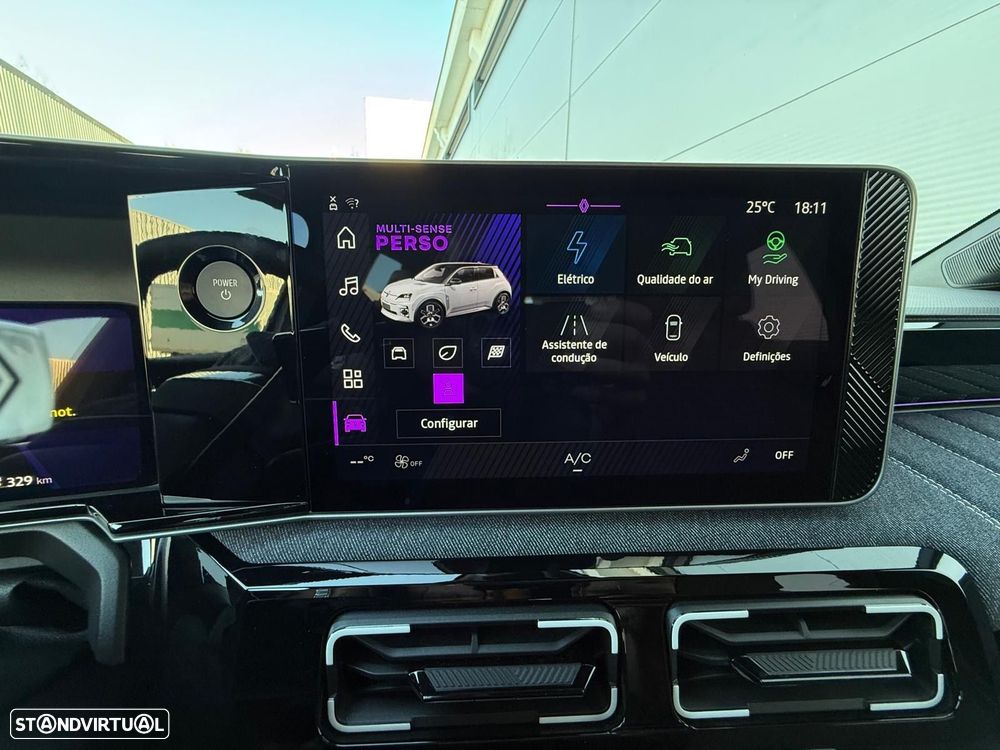 Renault 5 E-Tech 52 kWh Techno Autonomia Conforto - 21