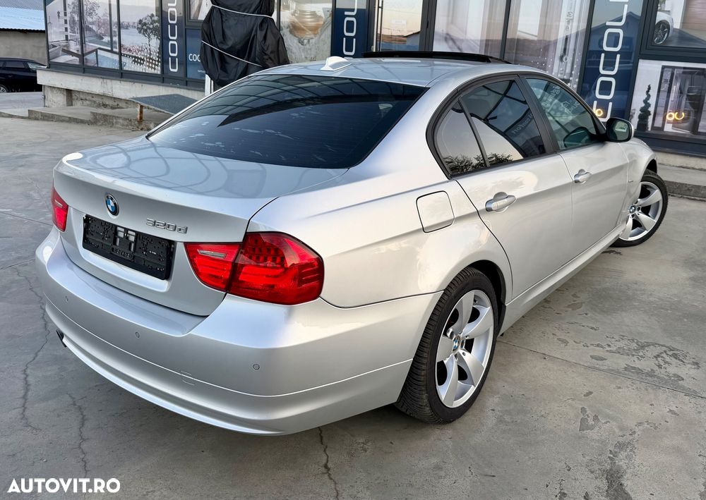 BMW Seria 3 320d DPF Aut. - 23