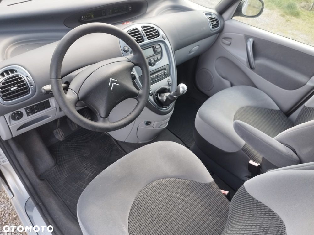 Citroën Xsara Picasso - 9