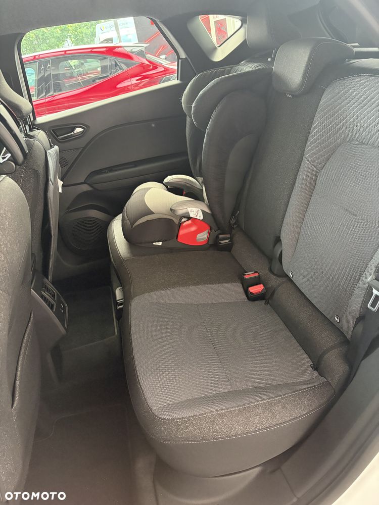 Renault Captur - 21