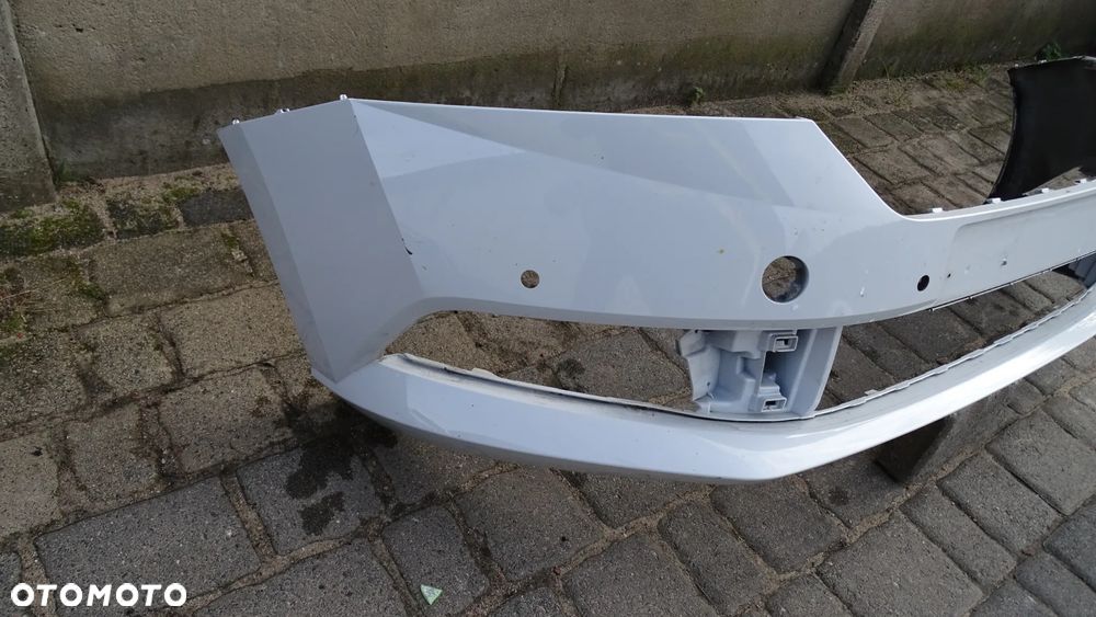 SKODA FABIA III 6V0 LIFT - zderzak przedni - 2