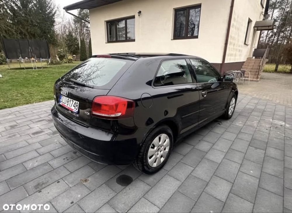Audi A3 Sportback - 4