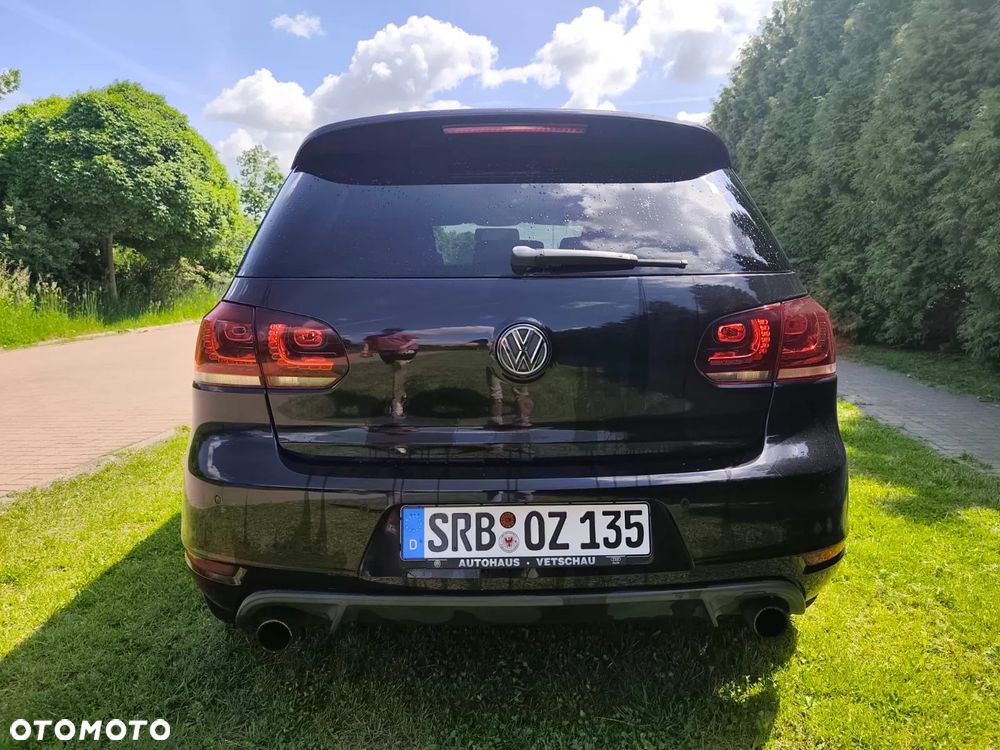 Volkswagen Golf - 16