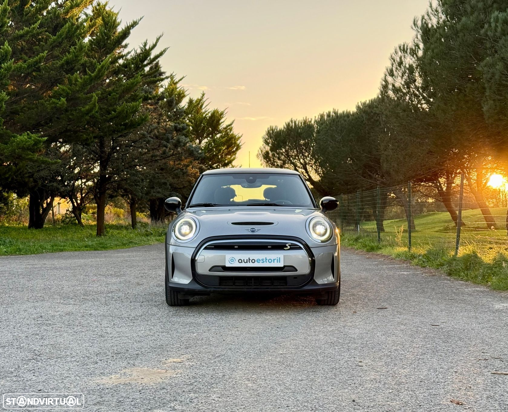 MINI 3 Portas Cooper SE Premium Essential - 2