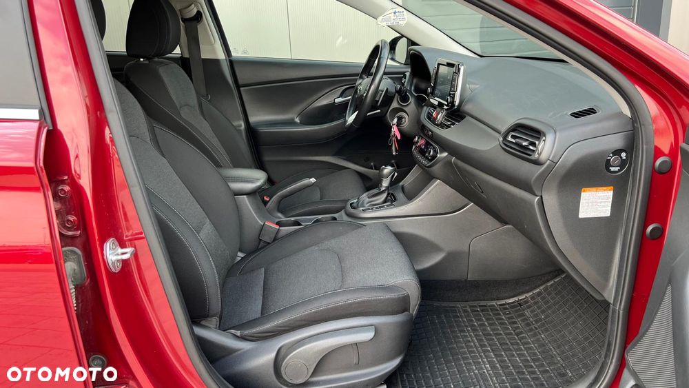 Hyundai i30 1.5 T-GDI 48V Premium DCT - 14