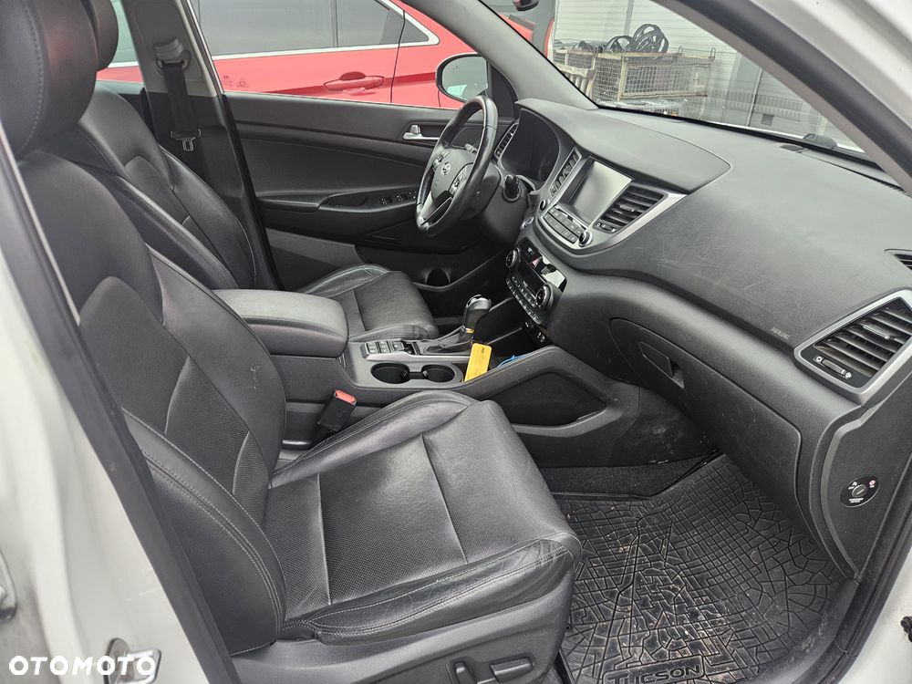 Hyundai Tucson - 18