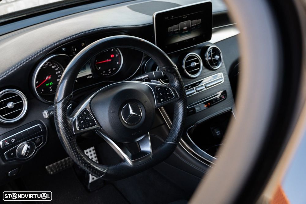Mercedes-Benz GLC 220 d 4Matic 9G-TRONIC AMG Line - 29