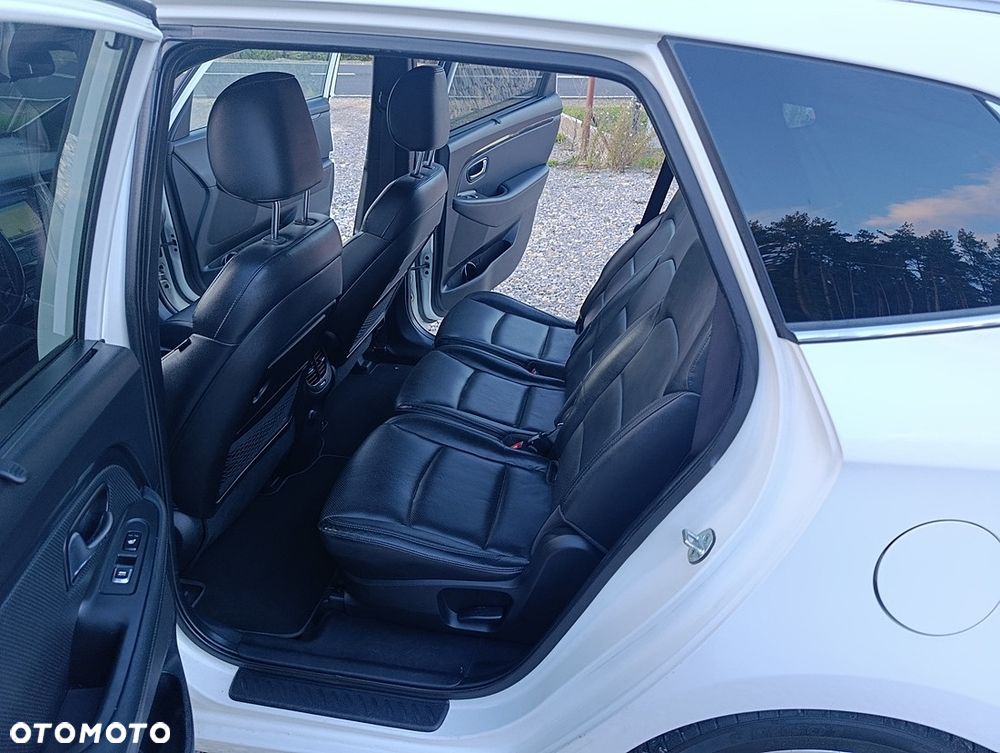 Kia Carens 1.7 CRDi Spirit - 22