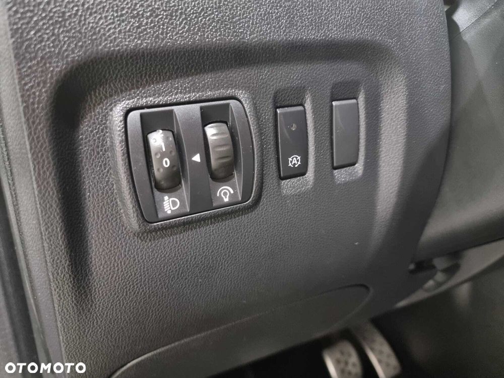 Renault Captur - 26