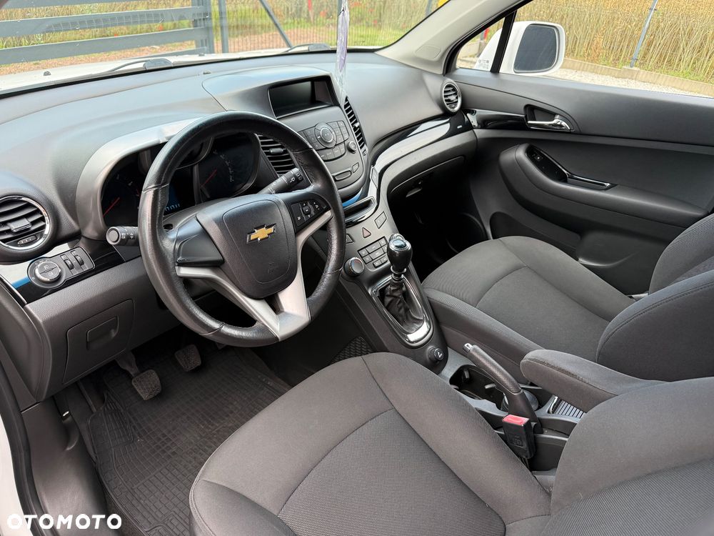 Chevrolet Orlando - 15