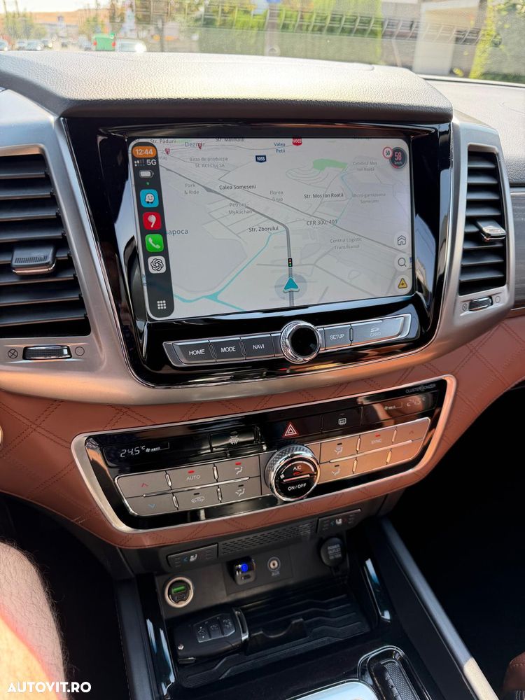 SsangYong REXTON - 35