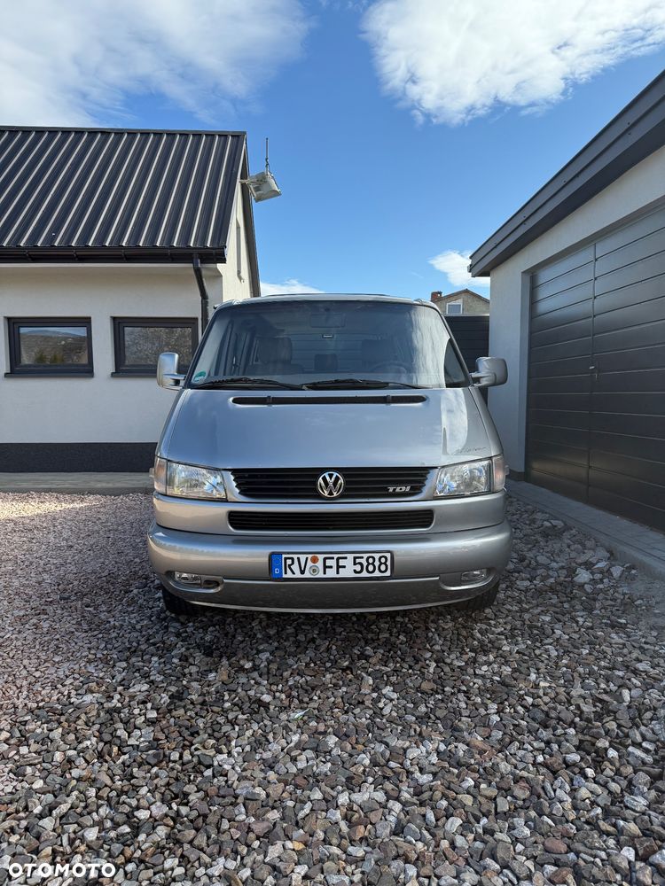 Volkswagen Multivan Standard - 5