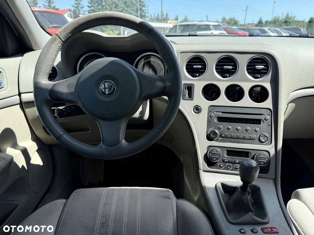 Alfa Romeo 159 2.2JTS Distinctive - 11