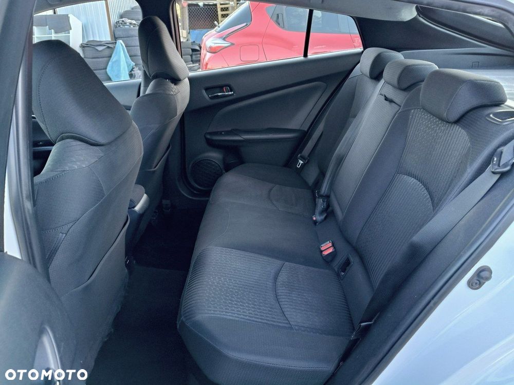 Toyota Prius 1.8 Hybrid Executive - 16