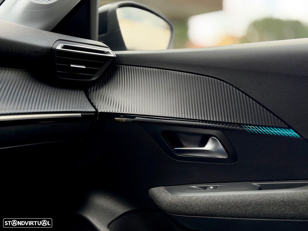 Peugeot 208 1.2 PureTech Allure Pack - 34