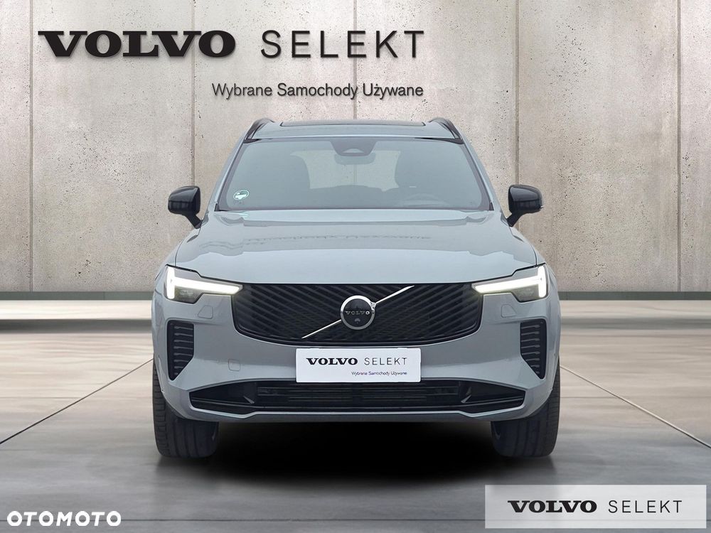 Volvo XC 90 - 8