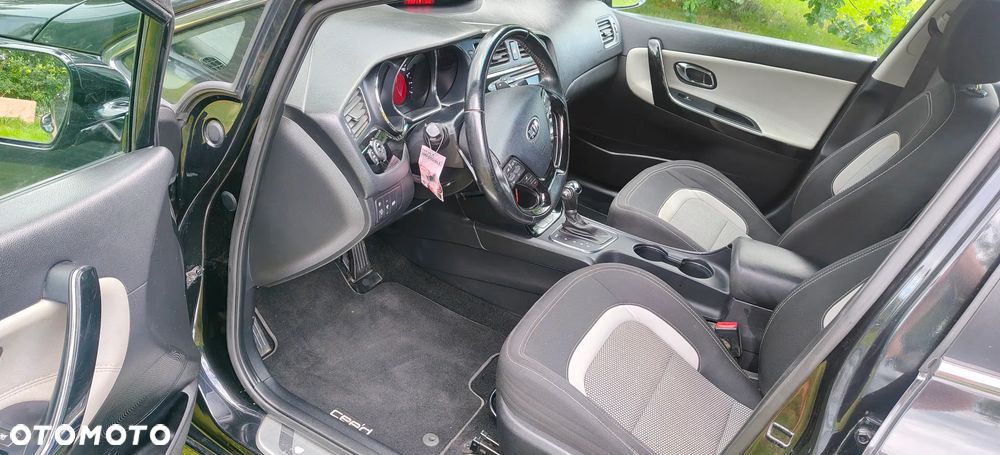 Kia Ceed 1.6 GDI DCT Platinum Edition - 7