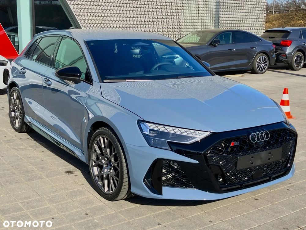 Audi RS3 Sportback TFSI Quattro S tronic - 2