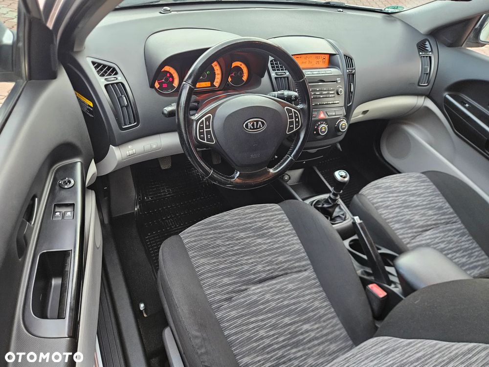 Kia Ceed 1.6 CVVT Edition 7 - 17