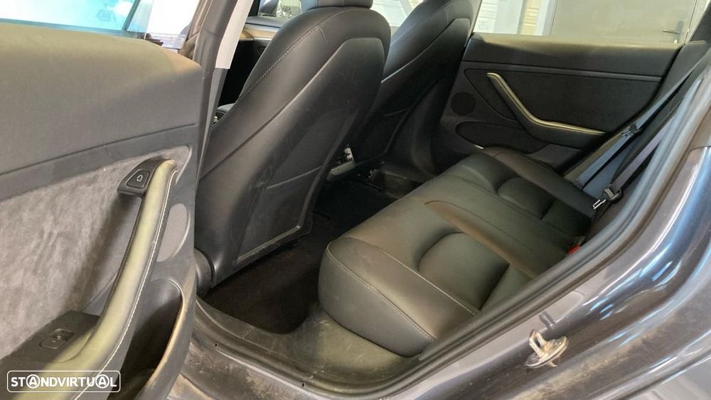 Tesla Model 3 Standard RWD - 9