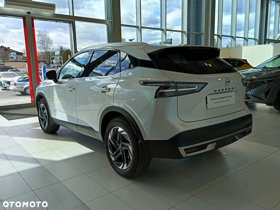 Nissan Qashqai - 4