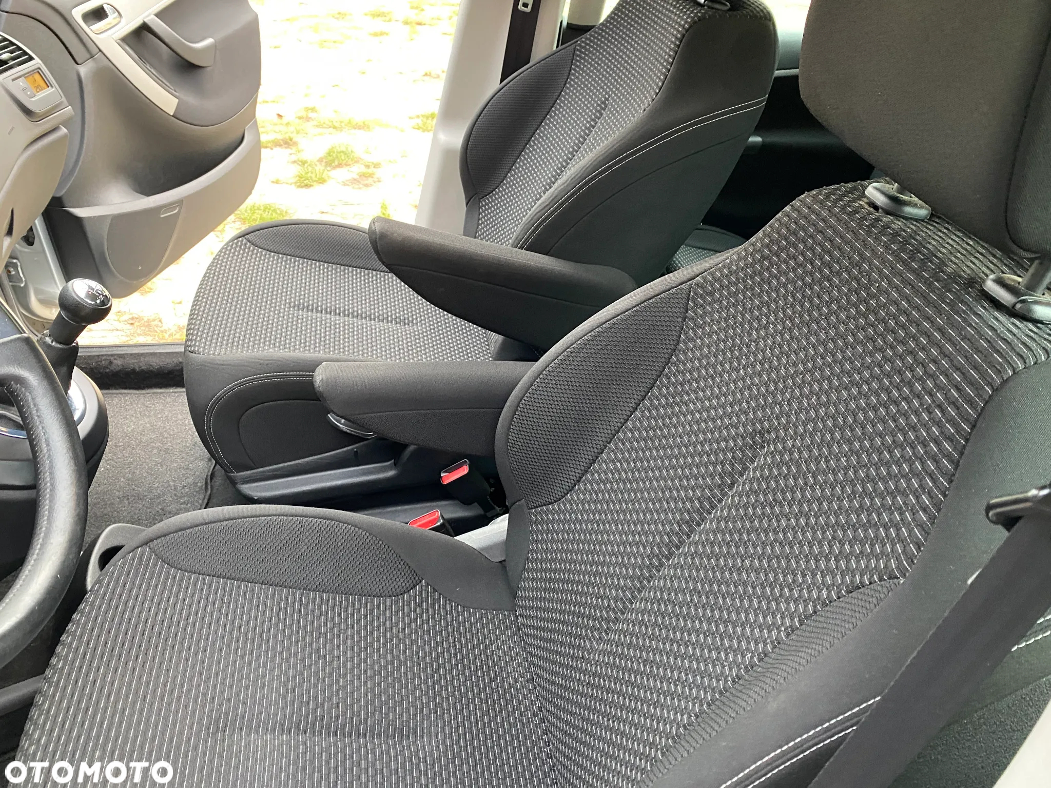 Citroën C4 Picasso 1.6 VTi Attraction - 21