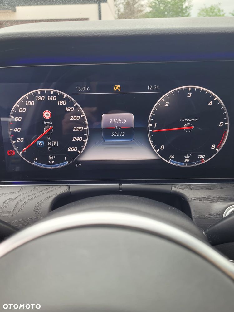Mercedes-Benz Klasa E 220 d 4-Matic AMG - 9