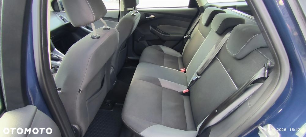 Ford Focus 1.6 Trend - 8