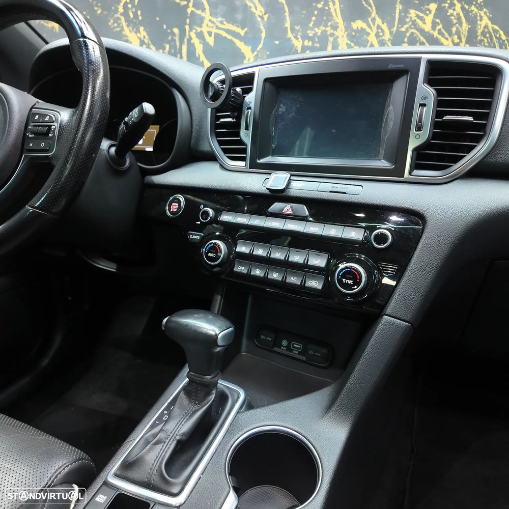 Kia Sportage 1.6 CRDi ISG SX - 8