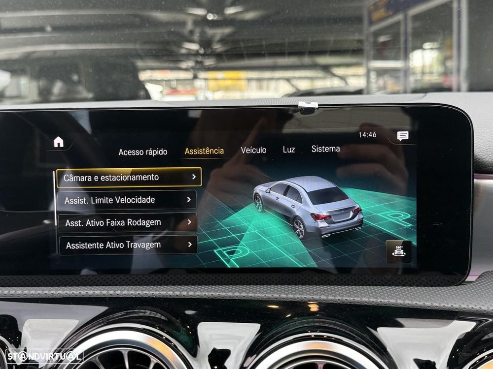 Mercedes-Benz A 250 Limousine e AMG Line - 33
