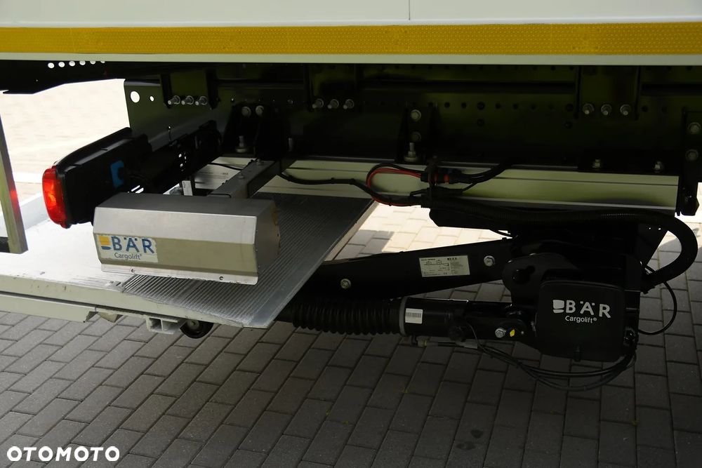 Scania P280///* 2022///* PRZEBIEG 165 TYŚ KM///* CHŁODNIA///* 18000KG///* THERMO KING///* WINDA///* BAR///* DŁ 7.30///* 18 EURO PALET///* KAMERA///* LEDY///* WAGA///* STAN JAK NOWA - 25