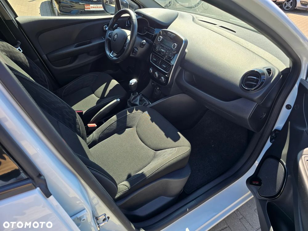 Renault Clio - 11