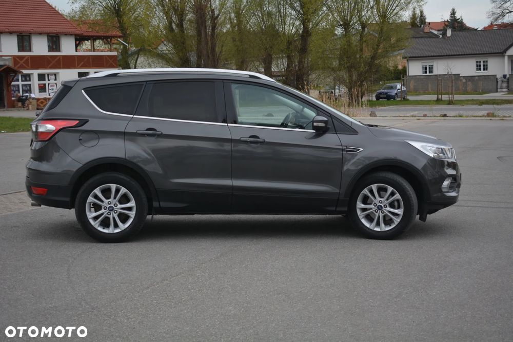 Ford Kuga - 18