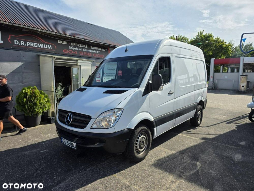 Mercedes-Benz Sprinter - 2