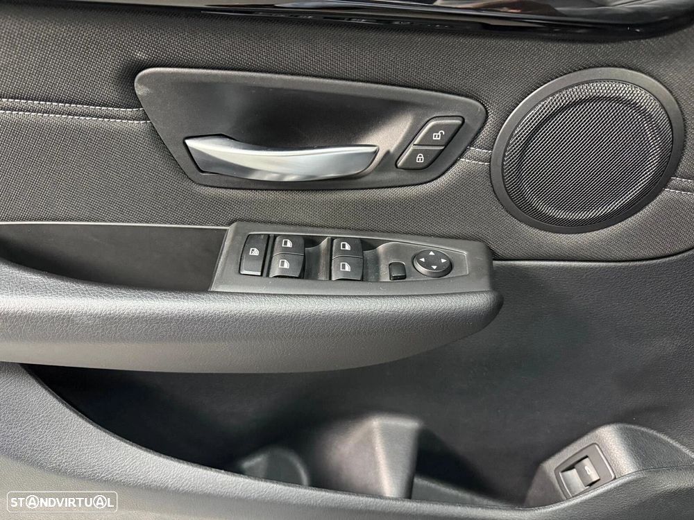BMW 216 Active Tourer d Line Sport - 9