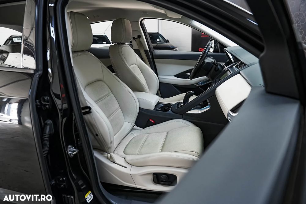 Jaguar E-Pace D150 AWD Aut. S - 39