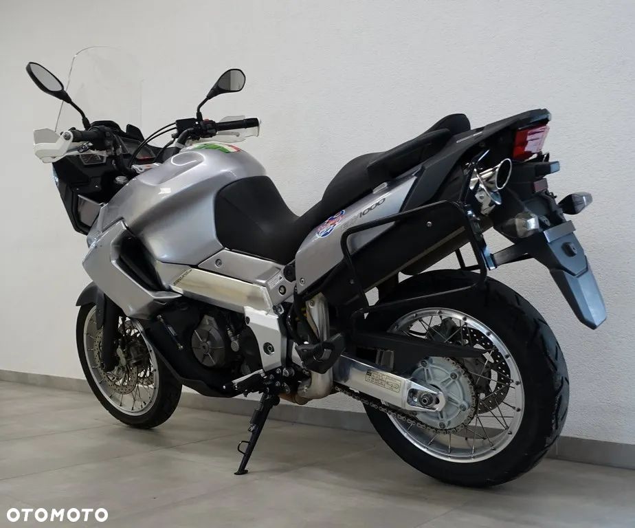 Aprilia ETV - 8