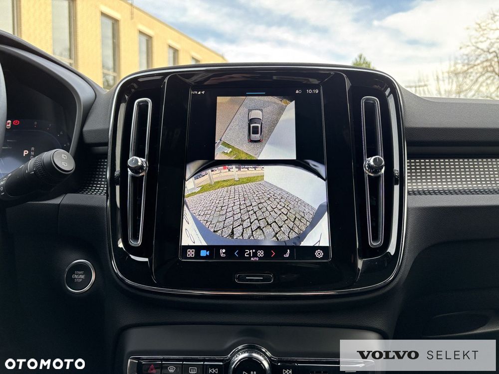 Volvo XC 40 - 18