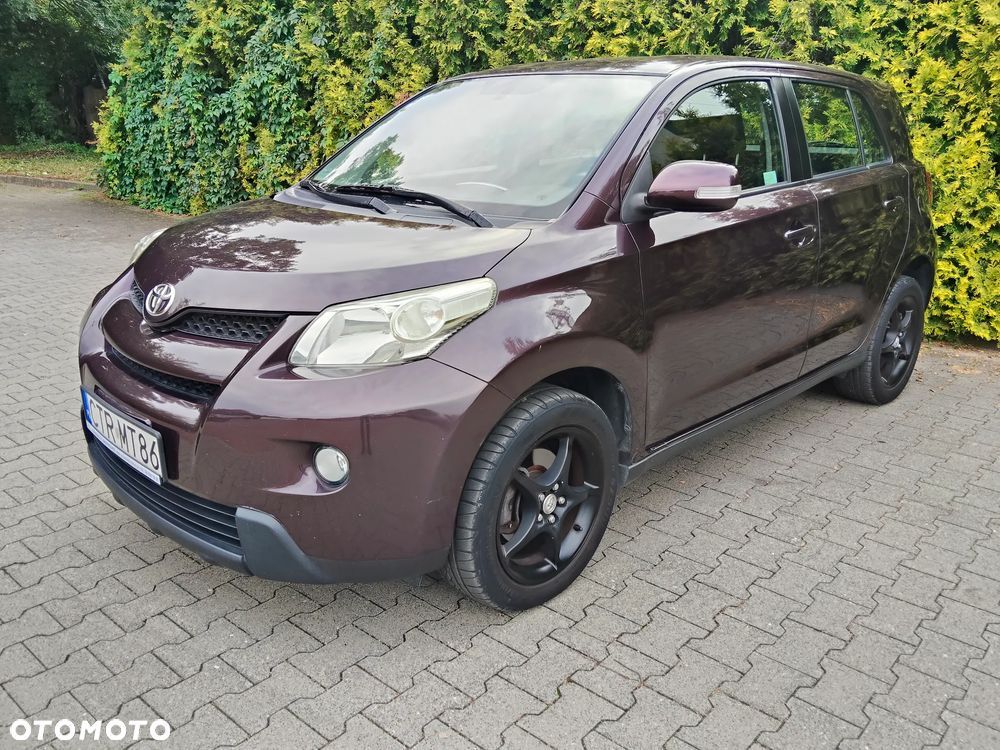 Toyota Urban Cruiser 1.4 D-4D Sol 4x4 - 1