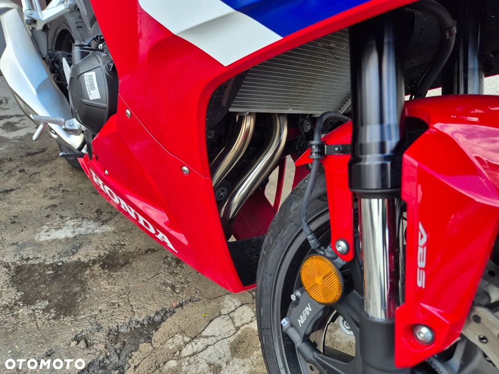 Honda CBR - 3