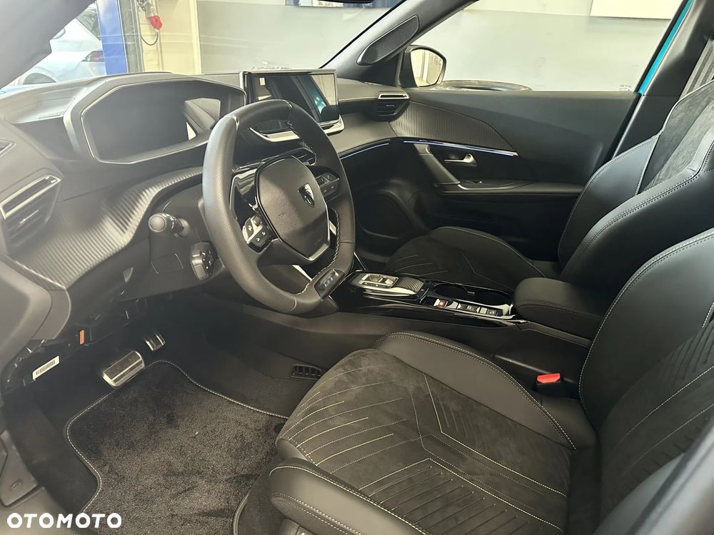 Peugeot 2008 - 6
