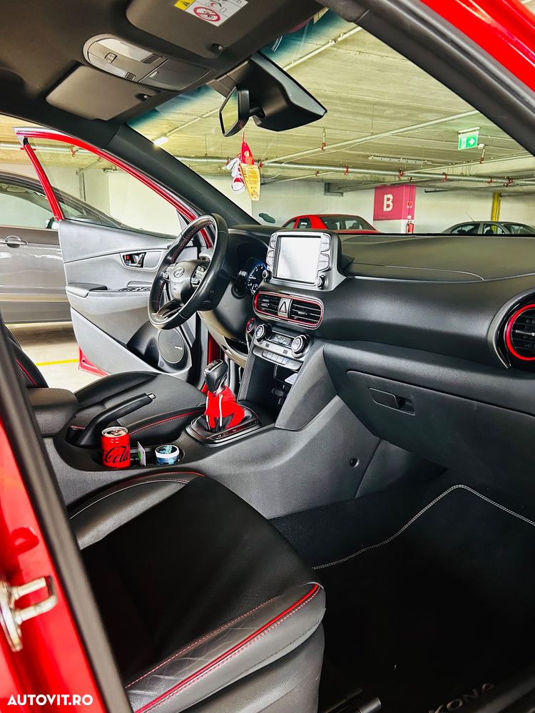 Hyundai KONA - 14