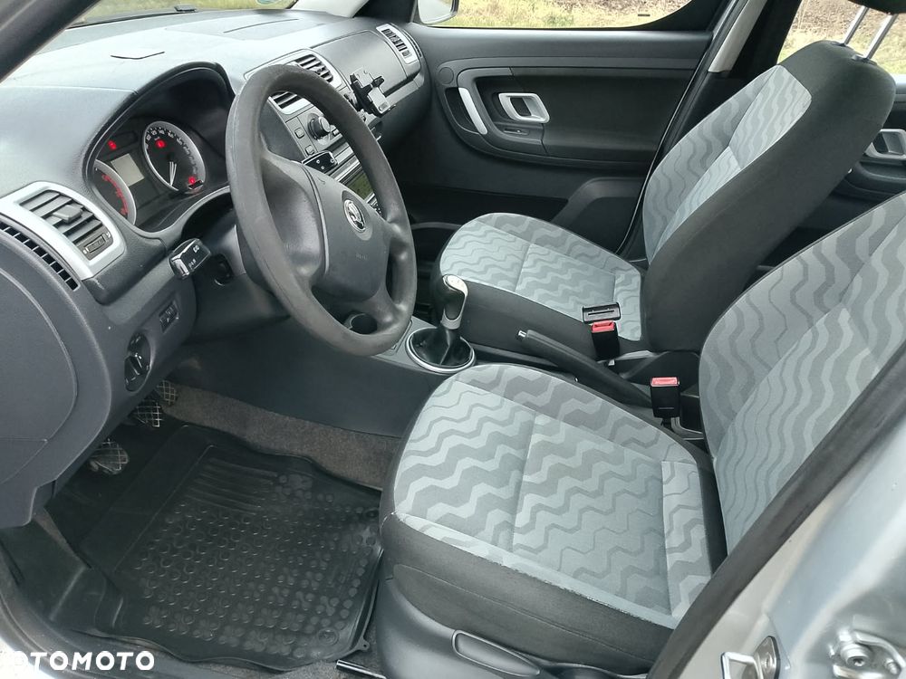 Skoda Roomster - 10