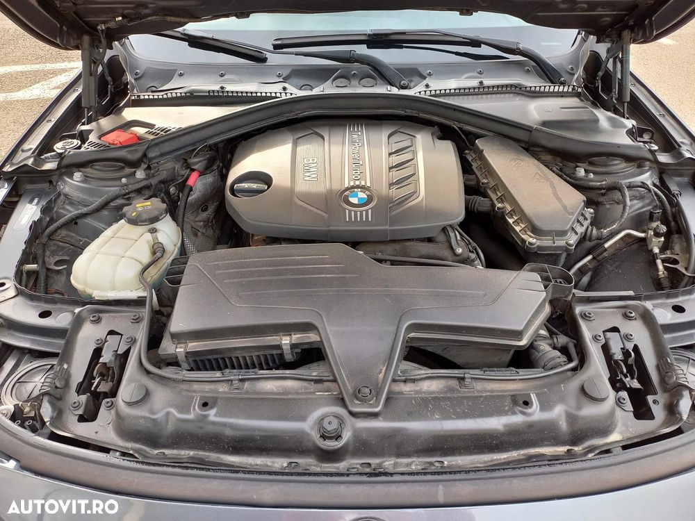 BMW Seria 3 320d Touring Blue Performance - 17