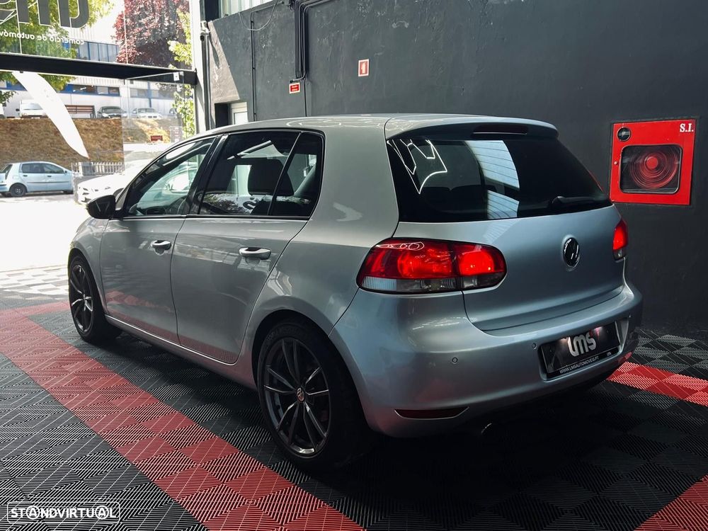 VW Golf 1.6 TDi Confortline - 11