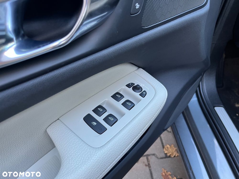Volvo V60 T5 Geartronic Momentum Pro - 13