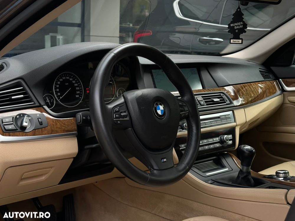 BMW Seria 5 520d - 15
