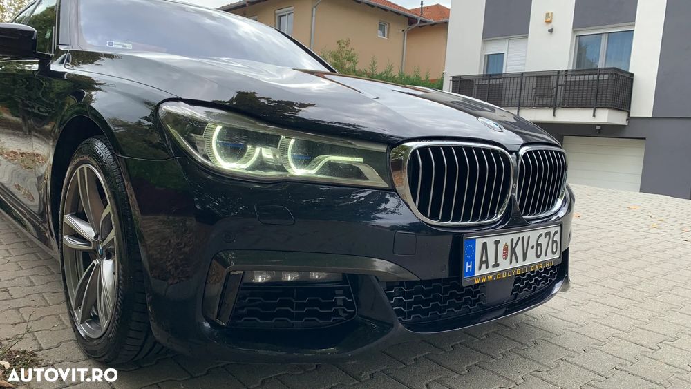 BMW Seria 7 750i xDrive - 10