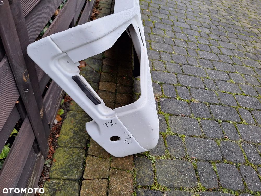 KAMPER CHAUSSON CHALLENGER ZDERZAK TYŁ TYLNY - 3