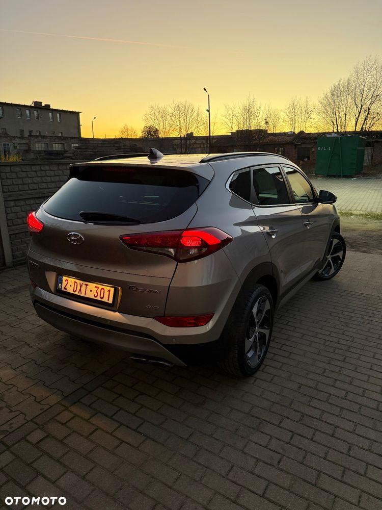Hyundai Tucson 1.6 T-GDI Premium 4WD DCT - 7